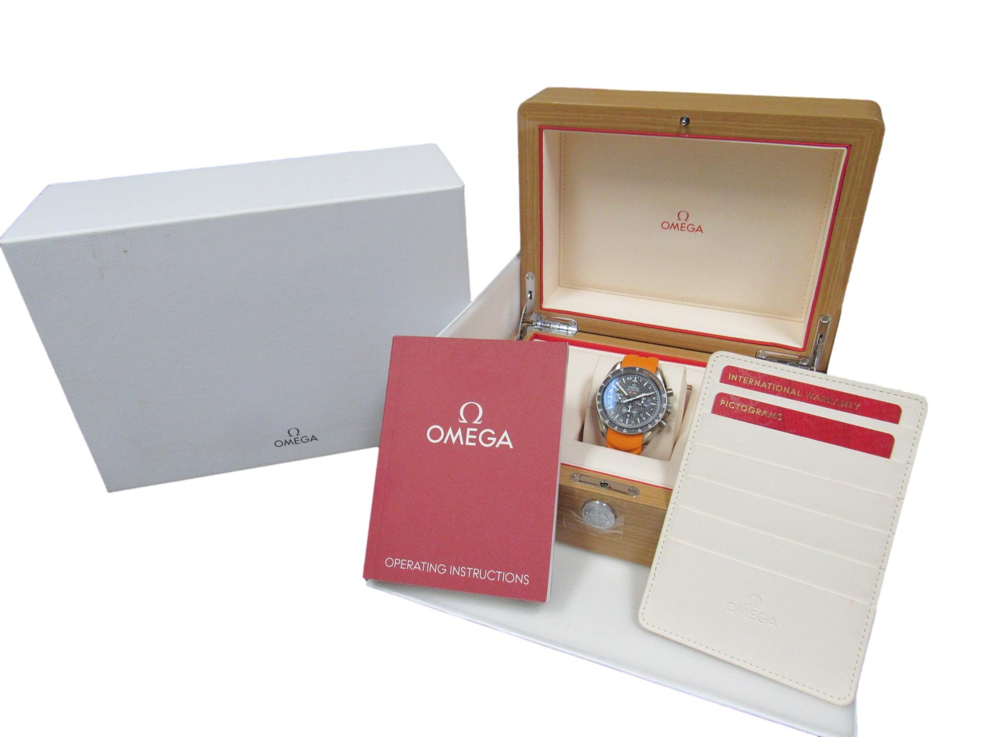 Omega Speedmaster Solar Impulse 321.92.44.52.01.001 B&P Watch