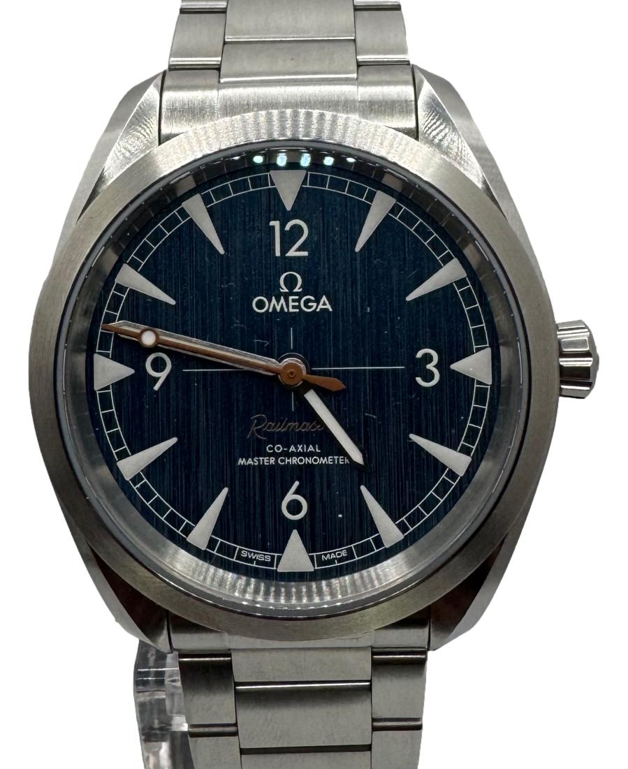 Omega Railmaster Master Chronometer 40mm Blue Dial 220.10.40.20.03.001 B&P Watch