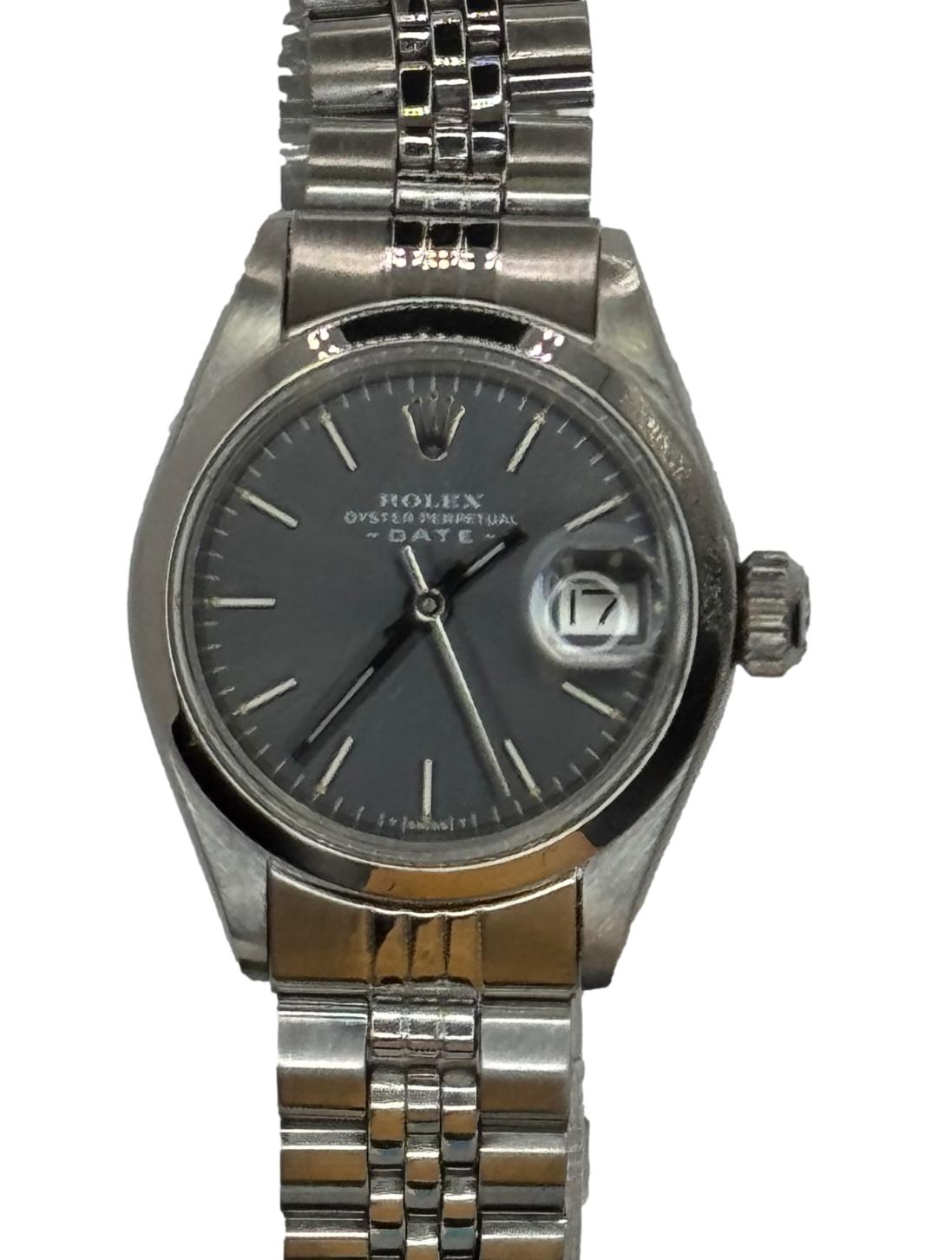 Rolex Lady-Date 26mm 6916 Watch