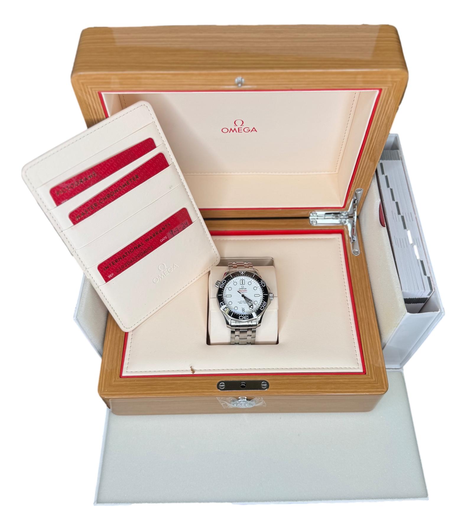 Omega Seamaster 300m 42mm 21030422004001 White Dial B&P Watch