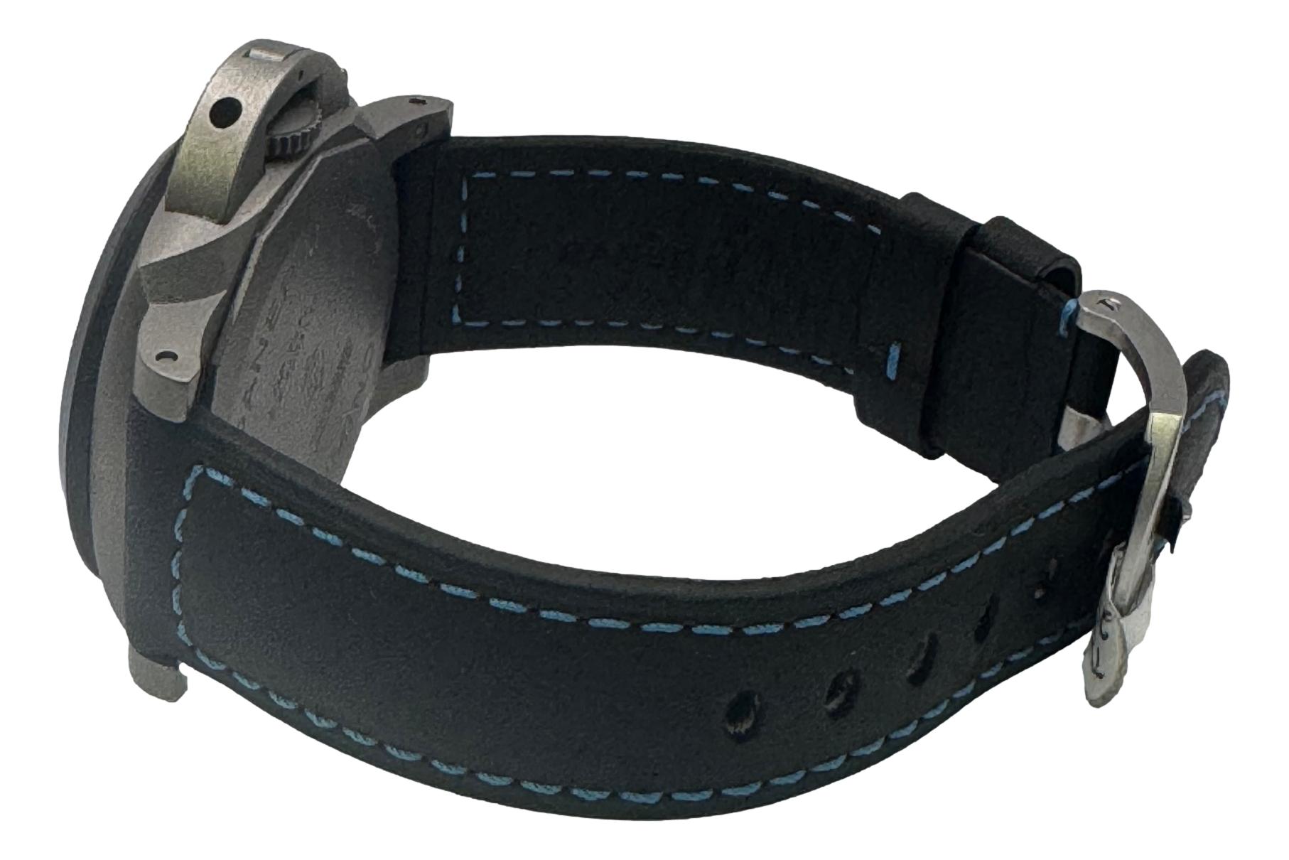 Panerai Luminor GMT 42mm PAM01279 TO122290 B&P Watch