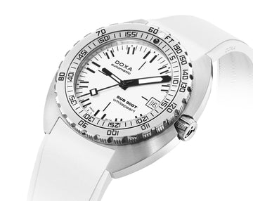 DOXA Sub 300T Whitepearl Rubber - 840.10.011.10